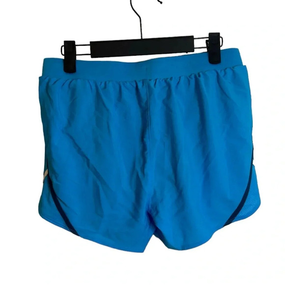 NWT UNDER ARMOUR FLY BY 2.0 SHORTS - Picture 2 of 3